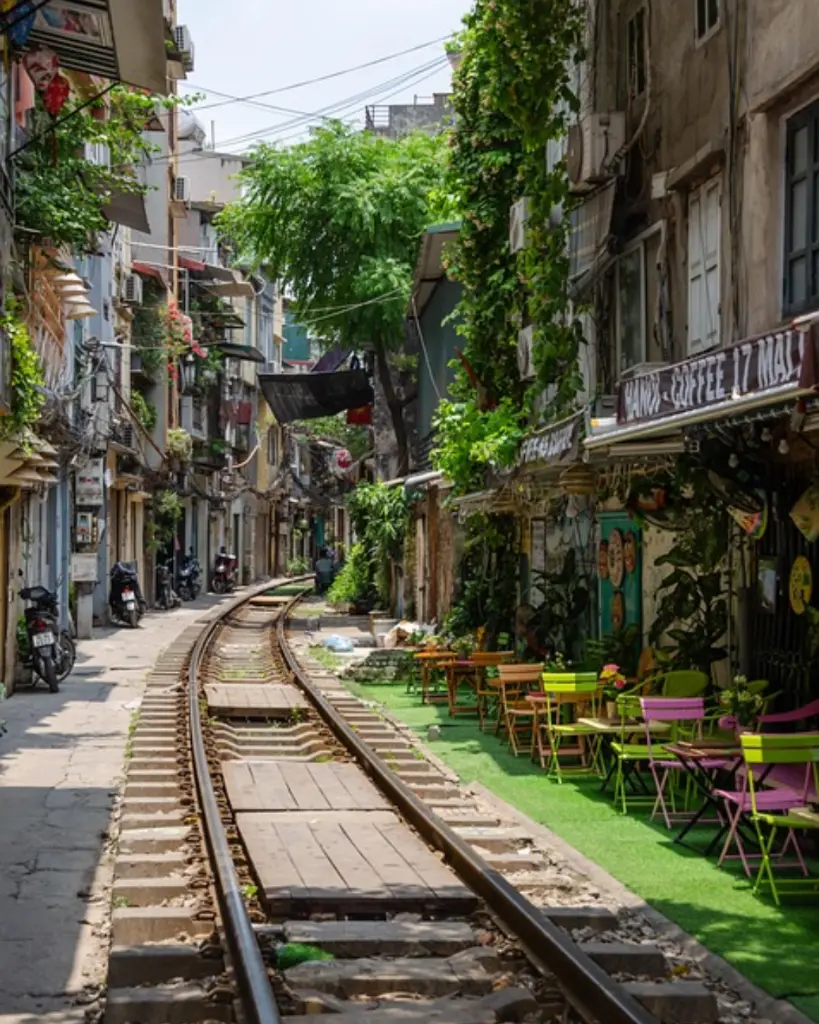 VIETNAM (1).webp